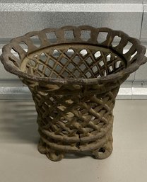 Decorative Metal Pot Holder-14x11x14