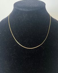 Delicate Gold Chain (17.5). Stamped 12 KTG