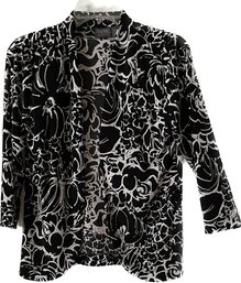 Chicos. Black And White Ladies Jacket. Polyester And Spandex. Great For Travel. Size One.