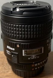 Nikon AF Micro-Nikkor 60mm F/2.8D