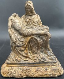 The Pieta - Sculpture Of Jesus & Mary. 10x8 In