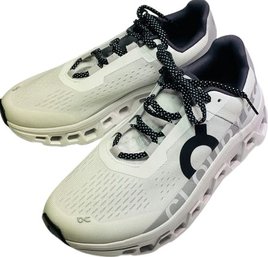 On Cloud Ladies Athletic Shoes, Size 8M, Cloudmonster, White With Gray Accents, Polkadot Shoelaces