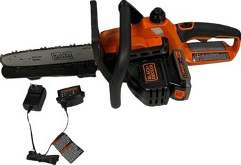 Black & Decker Chainsaw With 10in Blade, Batter, & Charger- Oil Cap Leaks