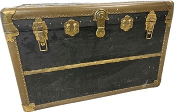 Horn Luggage Trunk, 40x22x26H, Locked With No Key