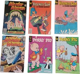 Vintage Comics , Wonder Woman , Yosemite Sam, Porky Pig.