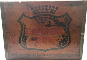 Canada Dry Wooden Crate: 12x11.5x16