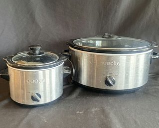 Small 8  And Large 14 Stainless Steel Cooks Crockpots With Lids.  Large Lid Has Melted Handle.