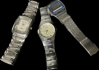 Mens Watches Silvertone, One Digital - Untested