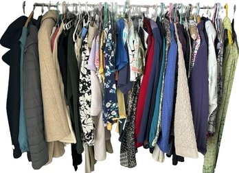 Women's Clothing Mostly Size M/L From T-shirts To Dressy Blazers & Jackets