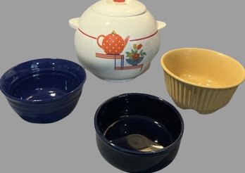 Art Deco Pottery Guild Baking Pot (9.5x7.5) & 3 Bowls
