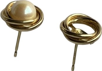 14k Gold Pearl Earring Pair - 1 Missing Pearl