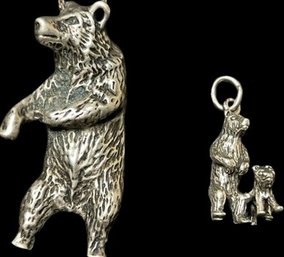 Bear Pendant, Bear With Cubs Pendant, Sterling Chain, Pendants Magnet Tested For Sterling - But No Markings