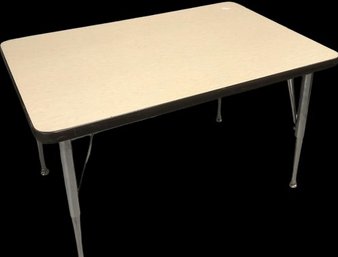 Sturdy Adjustable Little Table 36x24