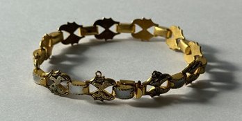 Women's Gold-Tone Ornate Bracelet - Approximately 7 1/2'