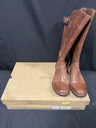 Born Size 8M Brown Womens Leather Boot