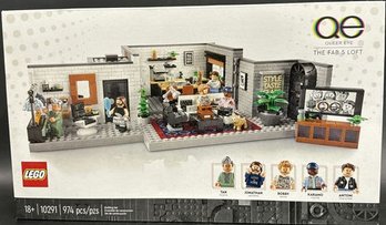 LEGO Icons: Queer Eye-The Fab 5 Loft (10291)