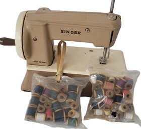 Vintage Singer Small Manual Sewing Machine- Crank Works Smoothly, Missing Piece