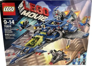 LEGO 70816 The LEGO Movie Benny's Spaceship, Spaceship, SPACESHIP!- New In Box (some Damage To Box), 940 Pcs