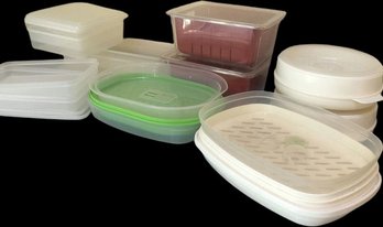 14 Plastic Storage, Some With Strainers