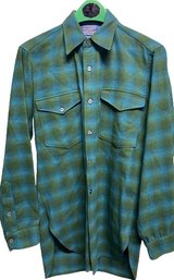 Mens Pendleton Wool Flannel (Size Medium) LIKE NEW
