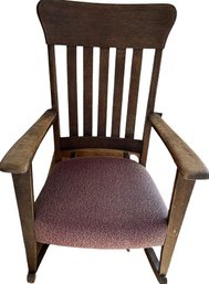 Rocking Chair With Cushioned Seat (26.5x40x33.5)