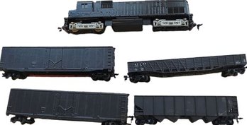 Model Train Engine (8 In) With 4 Cars (7 In).