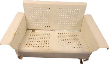 Vintage Basketweave Pattern Loveseat Metal Porch Glider.  Perfect For Restoration 51'x28.5'x32'