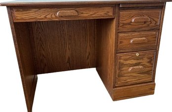 Vintage Oak Wood 3-drawer Desk. 41x24x30H