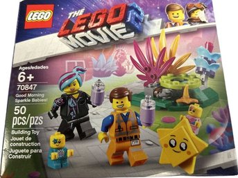 LEGO 70830  70847 The LEGO Movie 2 Sweet Mayhem's Systar Starship! & Good Morning Sparkle Babies 502 & 50 Pcs