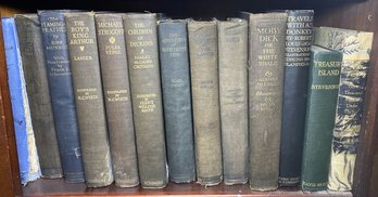 Collection Of Classic Early 1900s Literature Including Treasure Island, Tom Sawyer, Robin Hood And More!