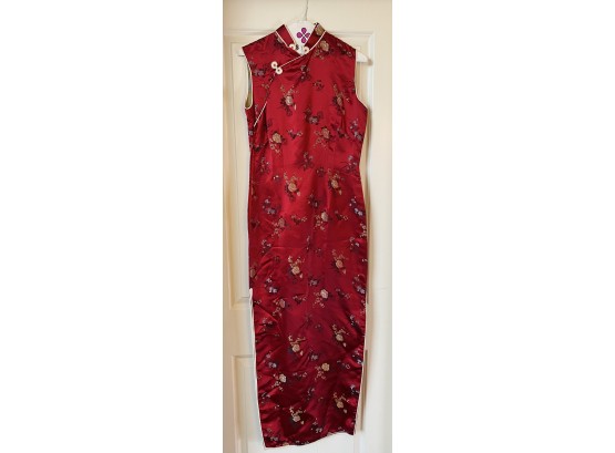 Beautiful Red Silk Chinese Mandarin Dress, Size 4 US