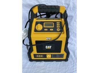 CAT Professional Power Station. 1000 Peak Battery Amp/ 120 Psi Compressor.