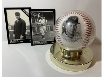 Commemorative Limited Edition Ripkin Baseball With Two Random Baseball Cards.