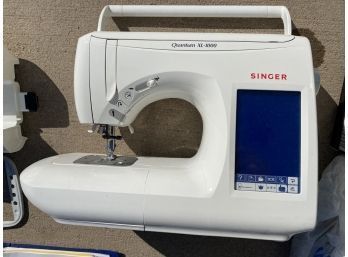 Singer Quantum XL 1000 Sewing Machine With Pattern Books, Patches And Information