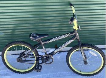 Childrens HUFFY Rock It Bicycle - Electric Green And Black Design!