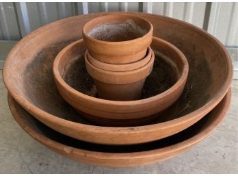 Collection Of Terracotta Clay Flower Pots In Various Sizes (6)