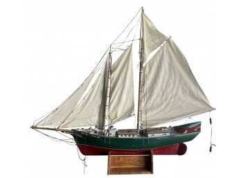 America Limited 32' - Wood Sailboat Model