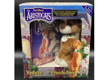 Limited Edition DISNEY Aristocats VHS Video And Thomas Omalley Plush Toy In Original Box