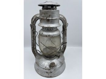 Vintage Dietz D-lite No. 2 Kerosene Lantern.