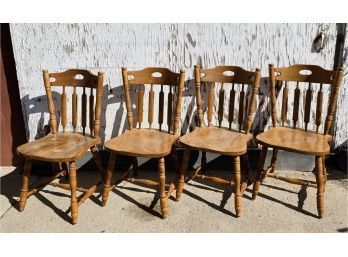 Set Of (4) Classic Dining Chairs