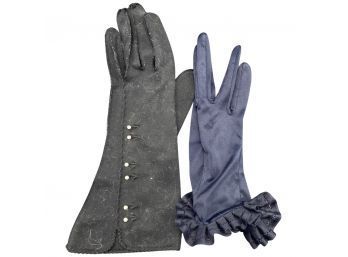 2 Beautiful Antique Black Gloves