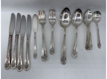 WM Rogers MFG. CO International Silver, Set Of Silverware