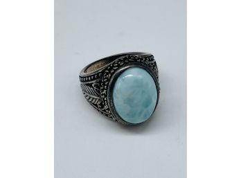 Lovely Oval .925 Sterling Silver Ring With A Gorgeous Blue Stone