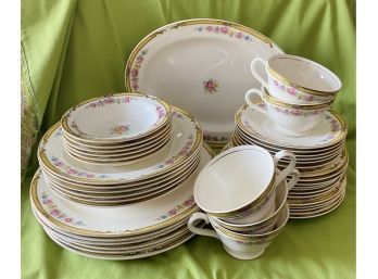 Beautiful Edwin N. Knowles Semi Vitreous China Set, 42 Pieces