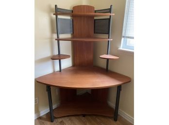 Modern Corner Desk In Great Condition