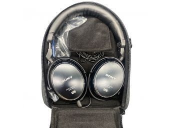 SONY MDR-NC60 Noise Cancelling Headphones In Original Case