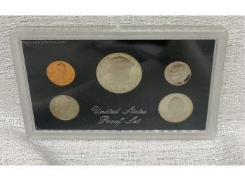 COINS: 1983 United States Proof Set, Packaged By US Mint
