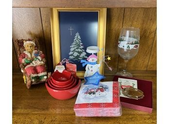 Christmas Bundle! Various Christmas Decor, Incl. Bear Music Figurine And Measuring Cups From Williams Sonoma