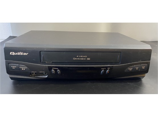 Quasar VHS Player