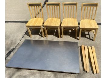 Coaster Fine Furniture Dining Table And 4 Chairs